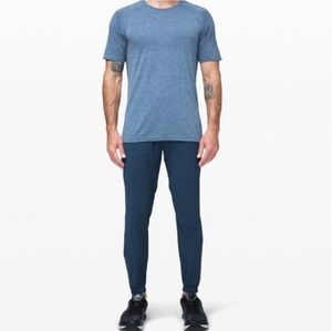 Lululemon Metal Vent Tee Short Sleeve Running Workout‎ Hiking Outdoor Preppy